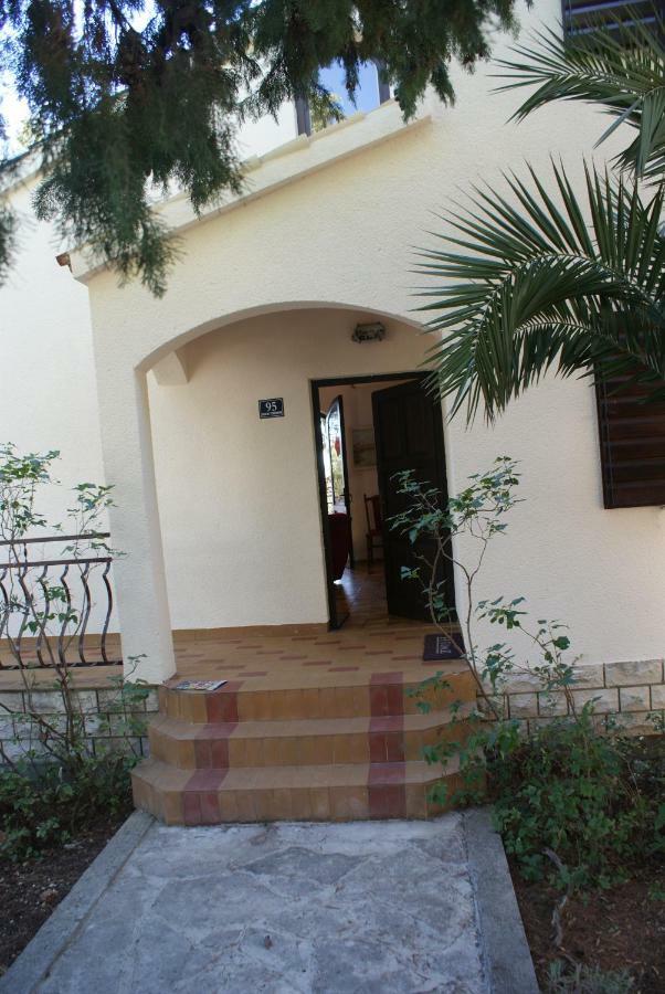 Villa Punta Donji Okrug  ภายนอก รูปภาพ